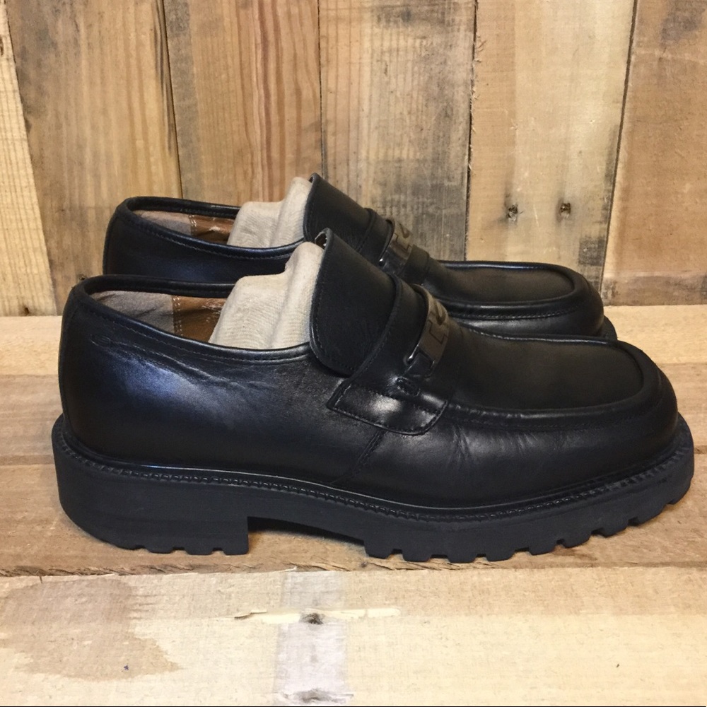 Skecher leather oxfords